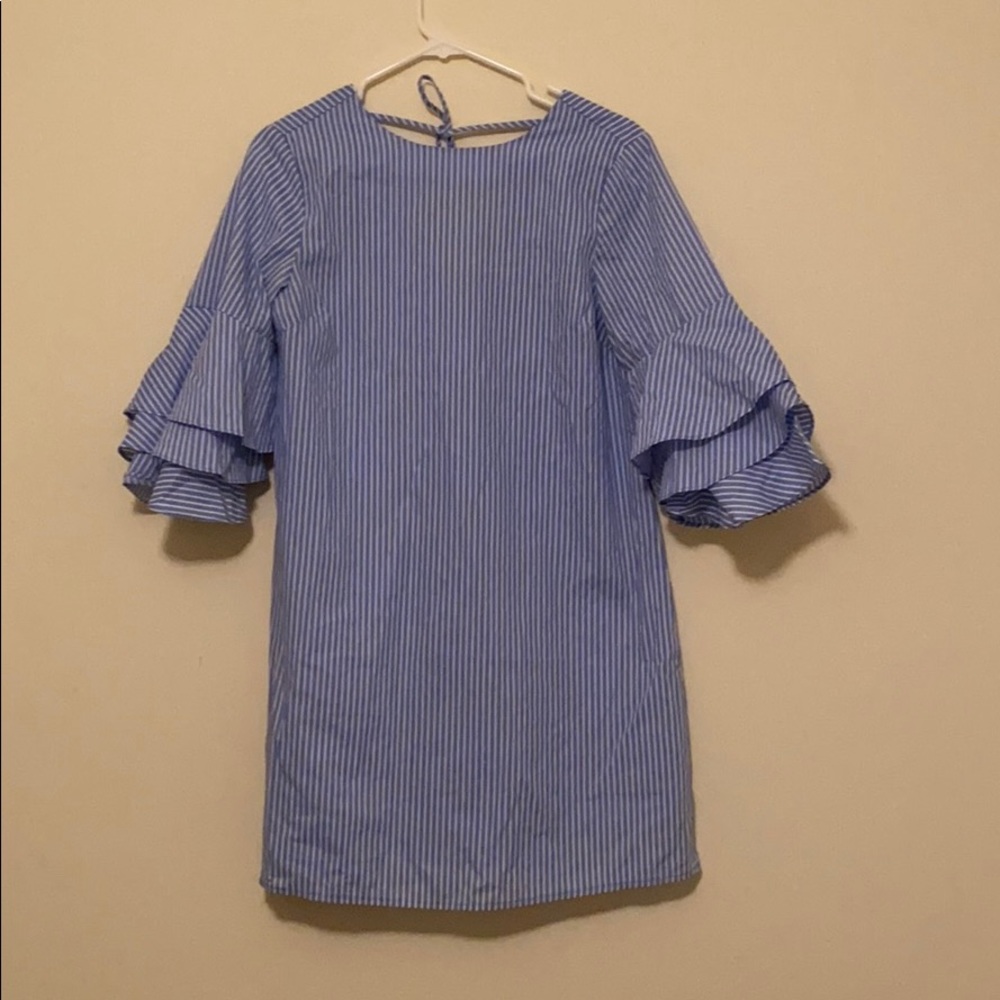 Summery three-quarter dress